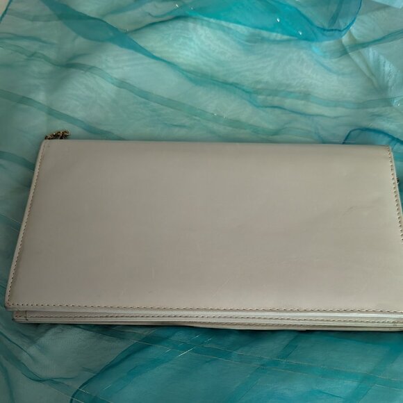 VINTAGE BEIGE CREAM ENVELOPE BAG GENUINE LEATHER 1970s Like New - Picture 2 of 11
